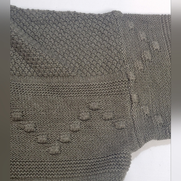 Pink Clover StitchFix Gabriel Size Medium Olive Green Mock Neck Textured Sweater - Picture 3 of 11